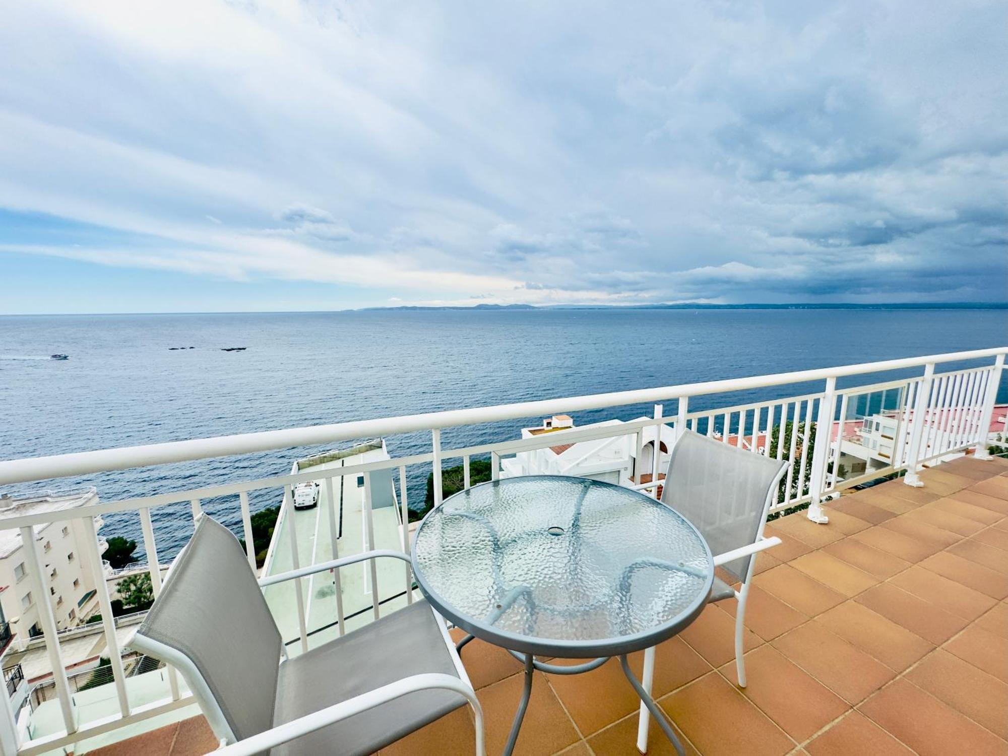 Marina 4 Apartment โรเซส ภายนอก รูปภาพ